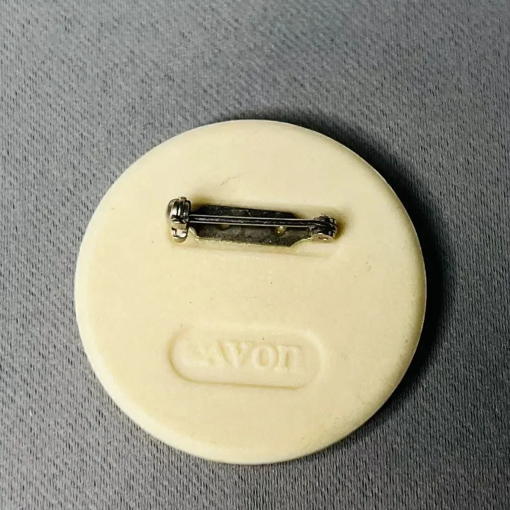 Avon Vintage Porcelain Floral Button Brooch Pin Cream White Pink Green Flower